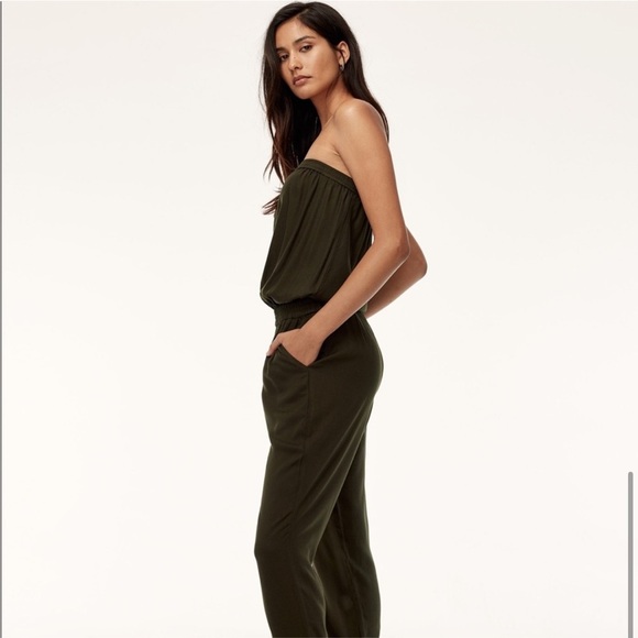 Aritzia Talula Red Tabata Romper (XS) - Picture 3 of 6